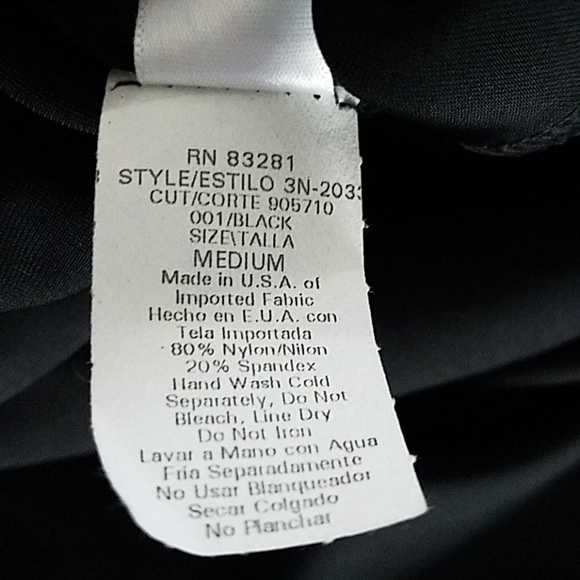 NWTS NIKI WIOR THE NONSTOP CONVERTIBLE DRESS. - Picture 5 of 6